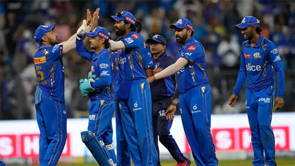 IPL 2025: ఐపీఎల్ ప్రారంభానికి ముందే ముంబై ఇండియన్స్కు భారీ ఎదురు దెబ్బ.. స్టార్ ప్లేయర్ ఔట్