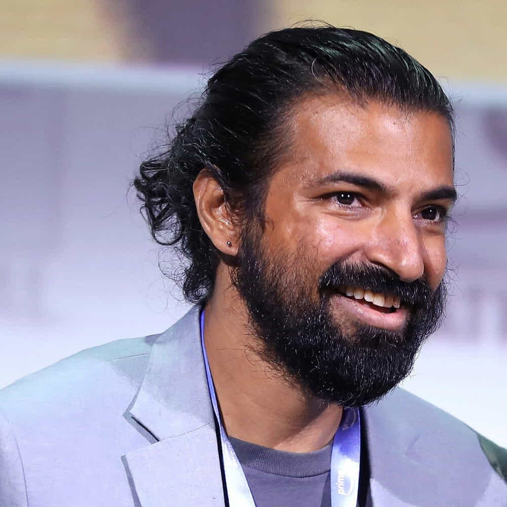 ఇప్పుడు విశ్వంభర షూటింగ్లో ఉన్న చిరంజీవి... నెక్స్ట్ లైనప్ అంతా యంగ్స్టర్స్ తోనే ప్లాన్ చేసుకుంటున్నారు. చేతిలో ఉన్న సినిమాలు త్వరగా కంప్లీట్ చేసుకుని వచ్చేస్తే.. కాల్షీట్ ఇచ్చేస్తానంటూ నాగ్ అశ్విన్కి ఓపన్ ఆఫర్ ఇచ్చేశారు. కల్కిలో అమితాబ్, కమల్ కేరక్టర్లను నాగీ డీల్ చేసిన తీరు చూసి ముచ్చటపడిపోయారు చిరు.