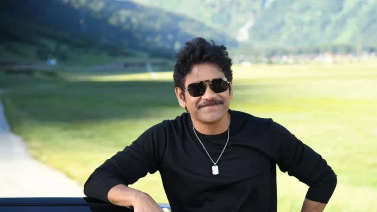 ఆయన మాట్లాడుతూ..నాగార్జున అసలు పేరు నాగార్జున కాదు. నాగార్జున సాగర్. కానీ సాగర్ కంటే నాగార్జున బాగుందని, క్యాచీగా నాగార్జున అనే ఫిక్స్ చేసుకున్నారంట. ప్రస్తుతం దీనికి సంబంధించిన న్యూస్ సోషల్ మీడియాను షేక్ చేస్తోంది.