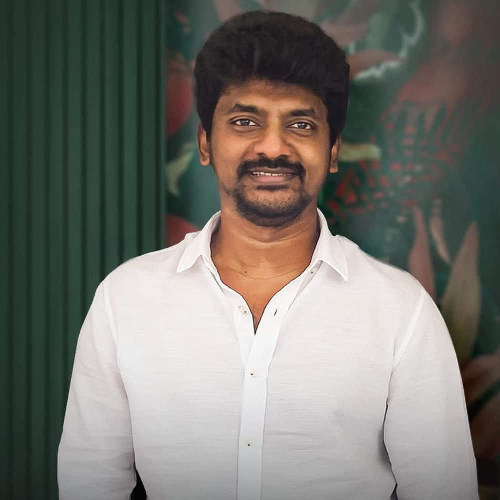 ప్రస్తుతం జైలర్ సీక్వెల్ పనుల్లో బిజీగా ఉన్నారు నెల్సన్. ఈ సినిమా కంప్లీట్ కాగానే తారక్ మూవీ మీద ఫోకస్ పెడతారు. అంతలో తారక్ - నీల్ సినిమా కూడా కంప్లీట్ అవుతుంది. తారక్ - నెల్సన్ మూవీకి అనిరుద్ మ్యూజిక్ ఇస్తారు. సో, అట్లీకి కలిసొచ్చిన పొరుగు స్టార్ సెంటిమెంట్.. నెల్సన్కి కూడా కలిసొస్తుందా? చూడాలని ఈగర్గా వెయిట్ చేస్తున్నారు మూవీ లవర్స్.