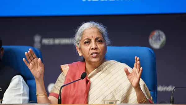 Nirmala Sitharaman: బ్యూరోకాట్స్ను ఒప్పించే పని కూడా మోదీనే చేశారు: నిర్మలా సీతారామన్