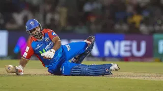 Champions Trophy: కలసిరాని ఛాంపియన్స్ ట్రోఫీ.. బుమ్రా తర్వాత మరో ప్లేయర్ ఔట్.. ఎవరంటే?