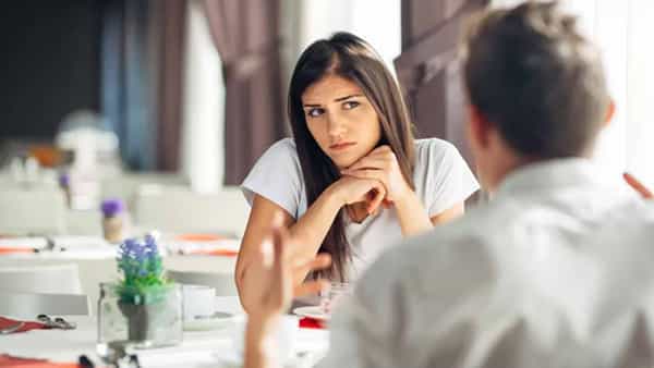 Personality Test: అబద్దాలు చెప్పే వారి ప్రవర్తన ఇలా ఉంటుంది.. చిటికెలో కనిపెట్టేయొచ్చు!