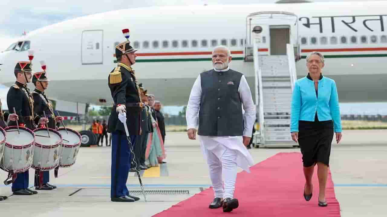 PM Modi: మాతృభూమికి దూరంగా ప్రాణాలు అర్పించిన భారతీయ వీర సైనికులకు ప్రధాని మోదీ నివాళి