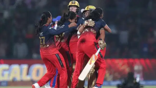 RCB vs GG : గ్రాండ్ గా WPL 2025 ఆరంభం..RCB జోరు కొనసాగిస్తుందా? గుజరాత్ జెయింట్స్ కమ్బ్యాక్ ఇస్తుందా?