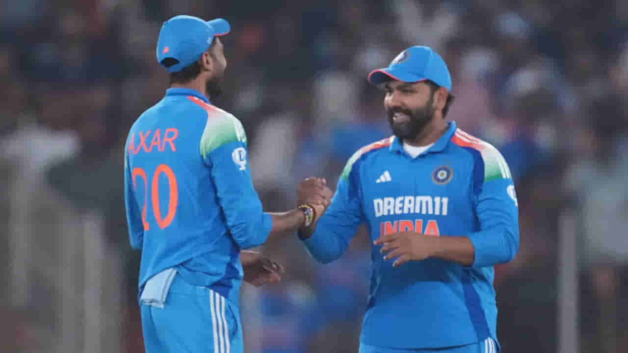 Rohit Sharma: తప్పు సరిదిద్దుకునే పనిలో రోహిత్‌ శర్మ! అక్షర్‌ పటేల్‌కు స్పెషల్‌ బంపర్‌ ఆఫర్‌