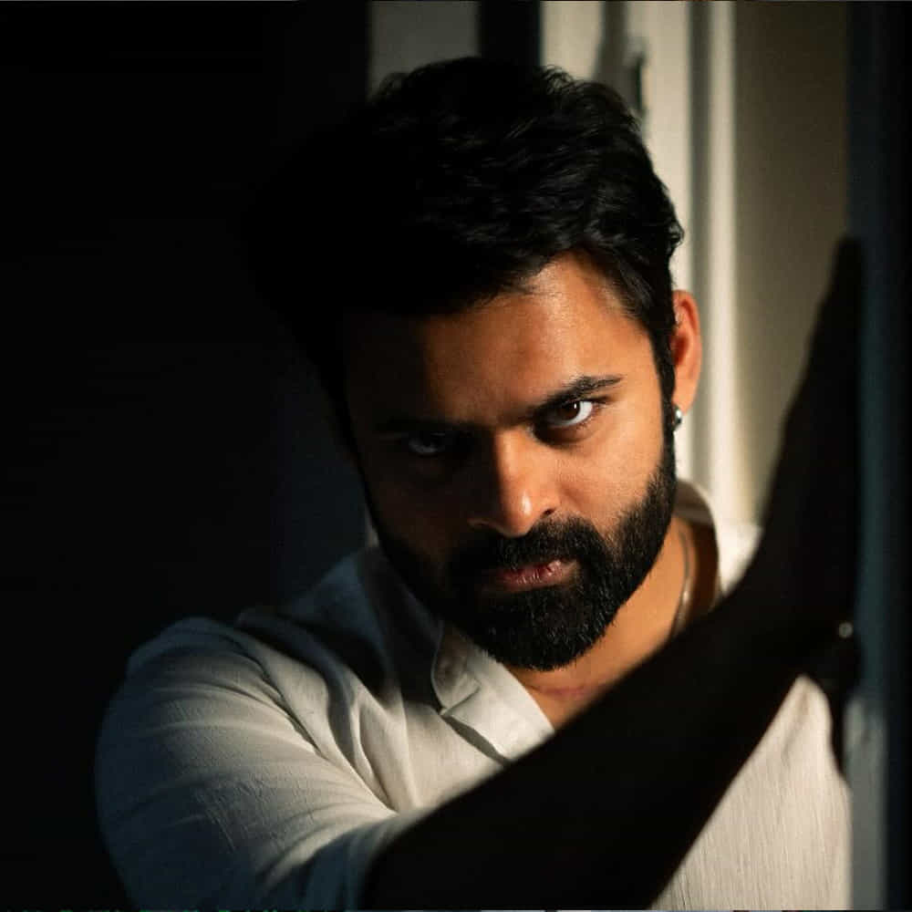 రాయలసీమ బ్యాక్డ్రాప్లో తెరకెక్కుతున్న ఈ సినిమా మీద మామూలు ఎక్స్ పెక్టేషన్స్ లేవు.. విరూపాక్ష కా బాప్ లా ఉంటుందనే ఫీలర్స్ వినిపిస్తున్నాయి మెగా కాంపౌండ్లో.