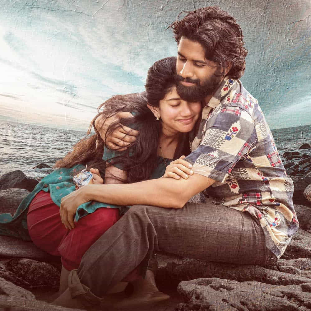 ఈ సినిమాలో సాయి పల్లవి ఎంపిక తన నిర్ణయమే అని.. ఇది కమర్షియల్ నిర్ణయమని చెప్పినట్లు తెలిపారు. ఈ పాత్ర కోసం ముంబై వెళ్లి ఎవరినీ తీసుకురాలేదని.. ముంబాయి హీరోయిన్స్ ఈ పాత్రకు జీవం తీసుకురాలేరనిపించిందని అన్నారు. 