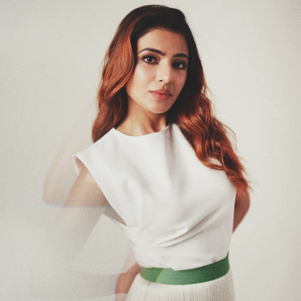 దాంతో పాటు మరిన్ని సిరీస్లకి కథలు వింటున్నారు స్యామ్. ఈ గ్యాప్లోనే అప్పుడప్పుడూ అభిమానుల మధ్యలోకి వస్తున్నారు. ఏదేమైనా గ్యాప్ ఇచ్చినట్లు కనిపించినా.. పబ్లిక్ ఈవెంట్స్కు వస్తూ ఆ గ్యాప్ ఫిల్ చేస్తున్నారు సమంత.