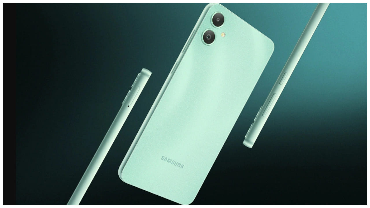 Smartphone Galaxy F06 5G: ప్రపంచ మొబైల్ మార్కెట్లో శాంసంగ్‌ ఒక ప్రసిద్ధ సంస్థ. దక్షిణ కొరియా ఎలక్ట్రానిక్స్ కంపెనీ మొబైల్ ఫోన్‌లకు కస్టమర్ల నుండి మంచి ఆదరణ లభిస్తోంది. ఇప్పుడు కంపెనీ శాంసంగ్‌ ప్రియులకు శుభవార్త తీసుకువచ్చింది కంపెనీ. ఆ కంపెనీ ఇటీవలే కొత్త 5G స్మార్ట్‌ఫోన్‌ను విడుదల చేసింది. కొత్త ఫోన్ పేరు Galaxy F06 5G. ఈ ఫోన్ భారతదేశంలో శాంసంగ్‌ ప్రారంభించిన అత్యంత చౌకైన 5G ఫోన్.