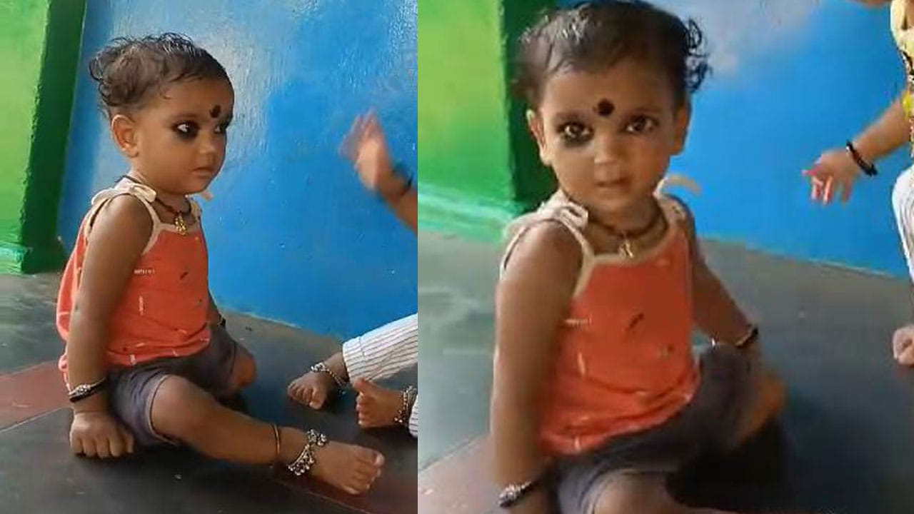 Andhra News: పాప ఏడుస్తుందని చెకోడి ఇచ్చింది తల్లి..కానీ అదే యమపాశం అవుతుంది అనుకోలేదు..