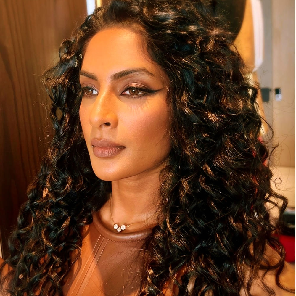 2003లో వచ్చిన ఈ సినిమా అంతగా ఆకట్టుకోలేకపోయినా .. శ్రియ రెడ్డి నటనకు మంచి మార్కులు పడ్డాయి. అలాగే అందంతోనూ ఆకట్టుకుంది ఈ భామ. ఆతర్వాత తెలుగులో ఒకటి రెండు సినిమాలు మాత్రమే చేసింది ఈ బ్యూటీ 