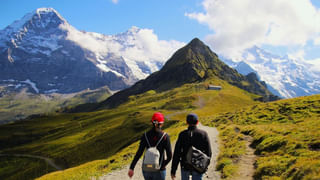 India Tourism: విశ్రాంతితో పాటు మనశ్శాంతి కావాలా.. వేసవిలో తప్పక చూడాల్సిన ఆధ్యాత్మిక ప్రదేశాలివే..