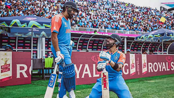 Team India: ఫోర్లు, సిక్సర్లతోనే అత్యధిక పరుగులు.. బౌండరీలతో రికార్డుల ఊచకోత.. లిస్ట్లో మనోళ్లే ముగ్గురు