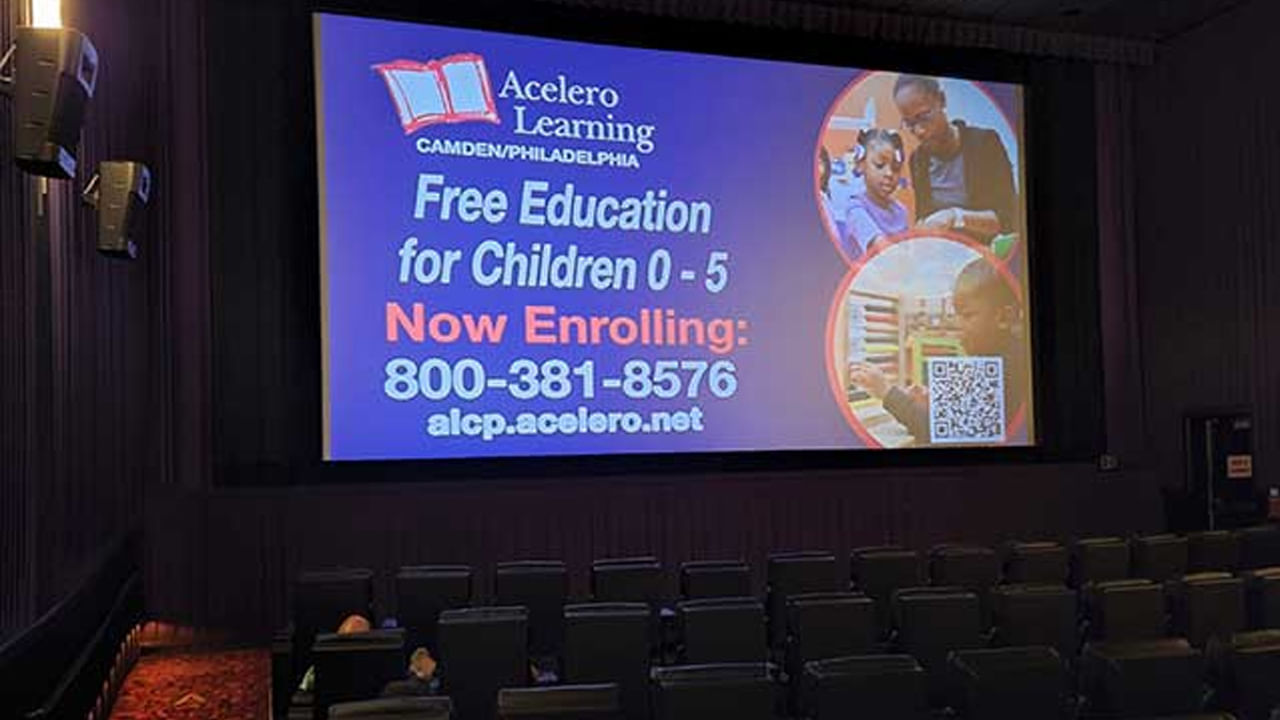 అలాంటి సందర్భాల్లో ప్రకటనల ప్రదర్శన వల్ల అదనపు భారాన్ని మోపినట్టవుతోంది. ఆ విసుగు ప్రభావం ఫుట్ఫాల్ మీద పడుతుంది. దీని వల్ల మొదటికే మోసం వస్తుందన్న విషయాన్ని ఎగ్జిబిటర్స్ గ్రహించాలంటున్నారు క్రిటిక్స్.