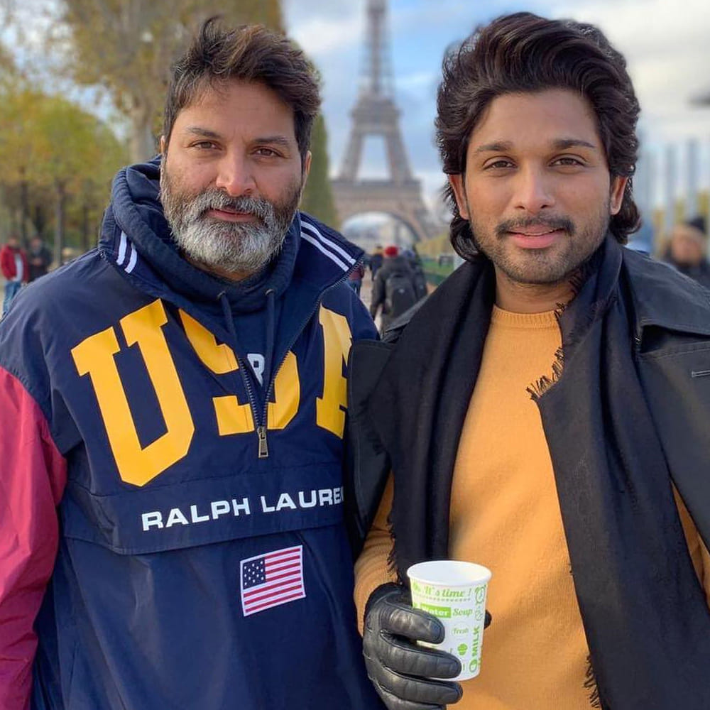 కేరక్టర్లను రాసుకోవడంలోనే కాదు, వాటికి పర్ఫెక్ట్ ఆర్టిస్టులను సెలక్ట్ చేసుకోవడంలోనూ త్రివిక్రమ్ జడ్జిమెంట్కి తిరుగులేదని అంటారు. రీజినల్ సినిమాలు చేసేటప్పుడే అంత కేర్ తీసుకునే కెప్టెన్.. ఇప్పుడు ఐకాన్స్టార్తో తెరకెక్కించబోయే ప్యాన్ ఇండియా ప్రాజెక్టుకు ఇంకెంత ప్లానింగ్తో ఉంటారో.. మీరే ఊహించుకోండి అంటున్నారు క్రిటిక్స్. ఇంతకీ ఇప్పుడు విషయమేంటి? అంటారా.. మాట్లాడుకుందాం పదండి...