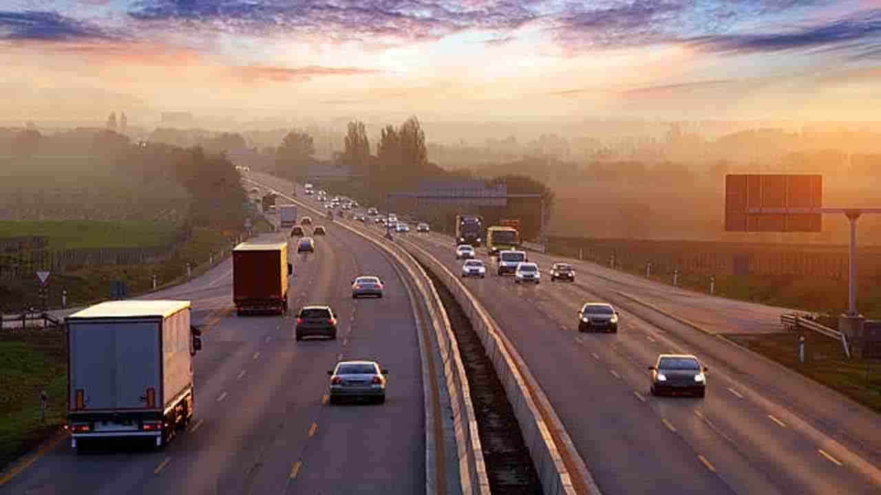 Heart Attack: డ్రైవింగ్ చేస్తుండగా ట్రక్ డ్రైవర్కు గుండెపోటు.. ఆ తర్వాత ఏం జరిగిందంటే..