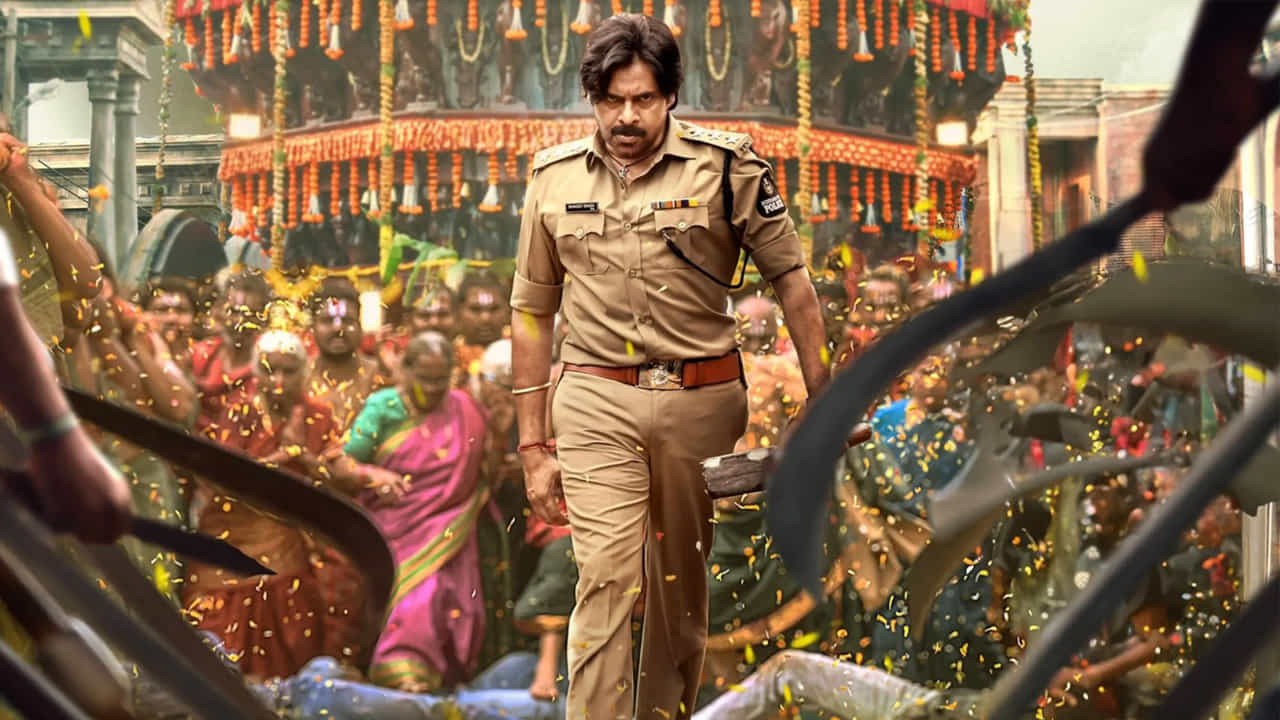 ఇక ఉస్తాద్ భగత్ సింగ్లో పవన్ కళ్యాణ్ సైతం కాప్గానే కనిపిస్తూ అలరించబోతున్నారు. ఆ మధ్య భగవంత్ కేసరిలో కాసేపు కాప్ రోల్లో స్క్రీన్ షేక్ చేసారు బాలయ్య. మొత్తానికి మన హీరోల మనసు ఖాకీ వైపు మళ్ళిందిప్పుడు.