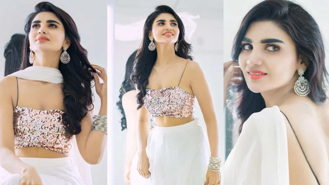 ప్రస్తుతం ఈ ఫొటోలు నెట్టింట తెగ వైరల్ అవుతున్నాయి. దీంతో కార్ వాన్ లో నీ అందాలు చూస్తే ఎవరైనా పడిపోవాల్సిందే.. సో బ్యూటిఫుల్ అంటూ కొందరు కామెంట్స్ చేస్తే, ఇమ్మన్యూల్ నీ వర్ష జాగ్రత్త అంటూ మరికొందరు అంటూ కామెంట్స్ చేస్తున్నారు నెటిజన్స్.