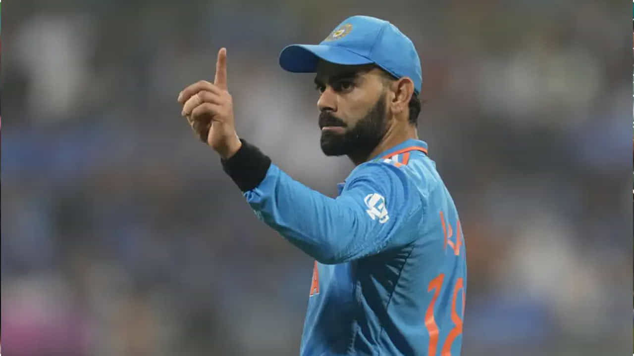 ఛాంపియన్స్ ట్రోఫీలో విరాట్ కోహ్లీ బ్యాట్ బాగా రాణిస్తే, అతను తన పేరు మీద కొన్ని భారీ రికార్డులు కూడా సృష్టించగలడు. ఛాంపియన్స్ ట్రోఫీలో కోహ్లీ బద్దలు కొట్టగల మూడు భారీ రికార్డుల గురించి ఓసారి తెలుసుకుందాం..