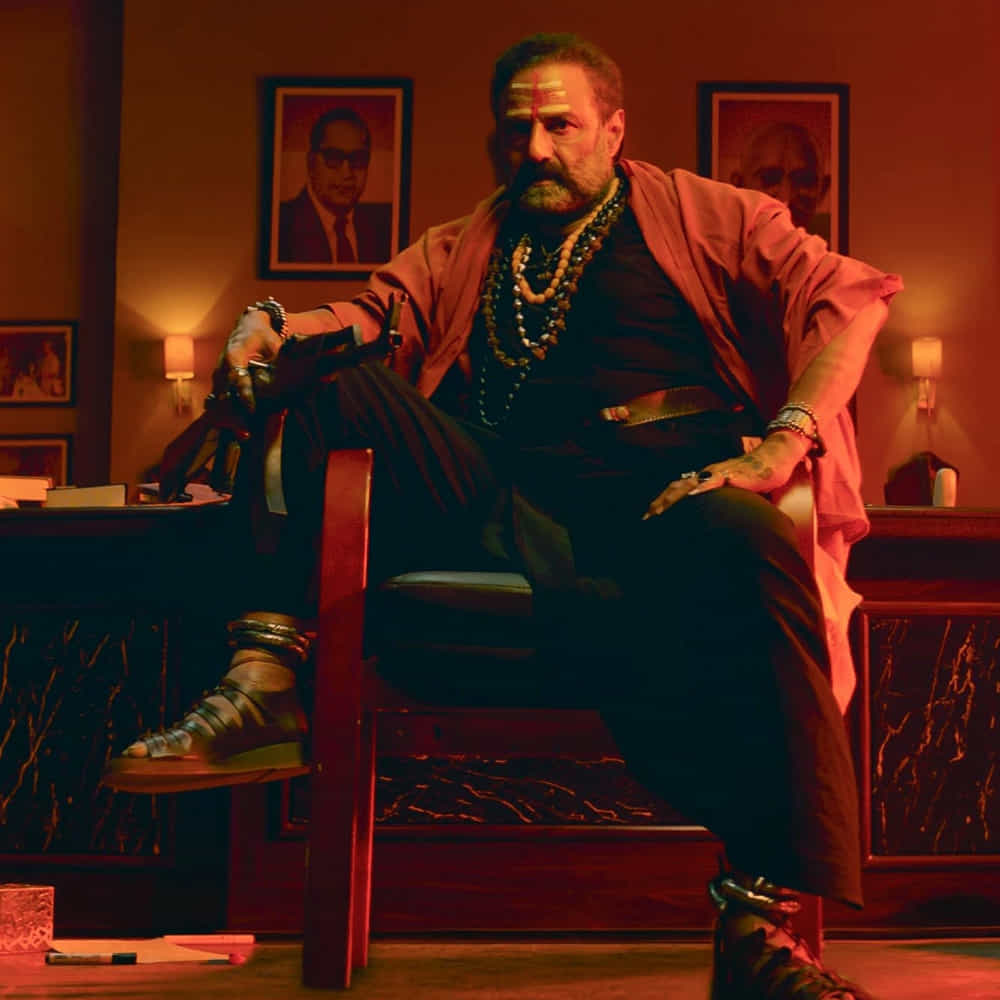 సంబరాల యేటిగట్టు, అఖండ 2.. ఈ రెండూ ప్యాన్ ఇండియన్ సినిమాలే. వీటికి తోడు ఇప్పుడు ఓజి కూడా సెప్టెంబర్ చివరి వారంలో గానీ వచ్చిందంటే మాత్రం పోటీ మామూలుగా ఉండదు. ఒకవేళ పవన్ వస్తే.. తేజ్ సినిమా రాకపోవచ్చు. అలా చూసుకున్నా కూడా బాక్సాఫీస్ దగ్గర బాలయ్య వర్సెస్ పవన్ కళ్యాణ్ పోరు తప్పకపోవచ్చు. చూడాలిక.. ఏం జరగబోతుందో..?