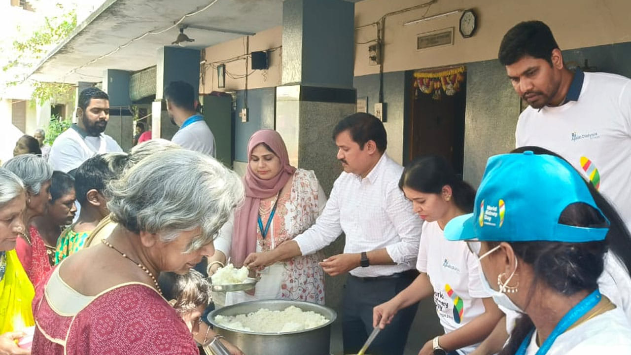 Apollo Community Service