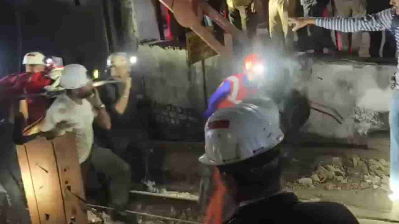 బేతుల్ బొగ్గు గనిలో కుప్పకూలిన స్లాబ్.. ముగ్గురు మృతి.. కొనసాగుతున్న రెస్క్యూ ఆపరేషన్