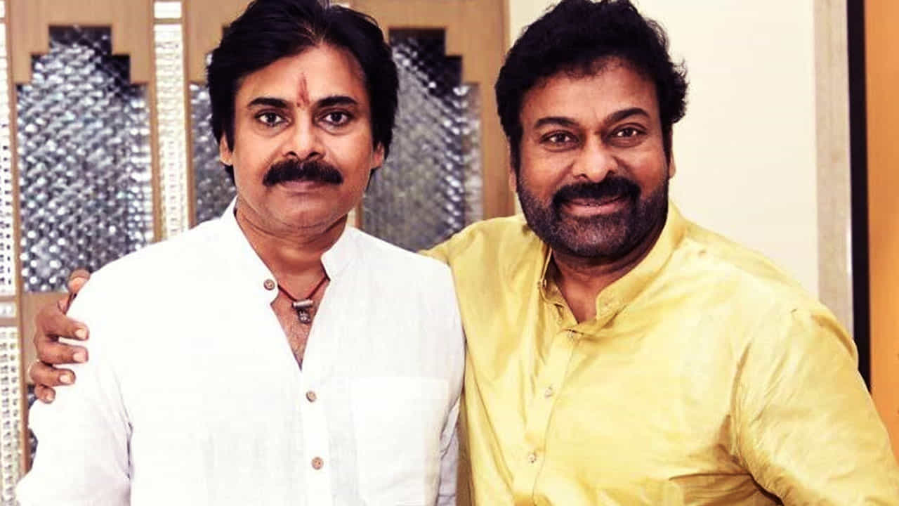 అయితే చిరంజీవిని అమితంగా ఇష్టపడే పవర్ స్టార్ పవన్ కళ్యాణ్కు కూడా చిరంజీవి చేసిన సినిమాల్లో ఒక సినిమా అంటే చాలా ఇష్టం అంట. అంతే కాదండోయ్ ఆ సినిమాను పవన్ కళ్యాణ్, రీమేక్ కూడా చేద్దాం అనుకున్నాడంట. ఇంతకీ ఆ సినిమా ఏది అంటే?