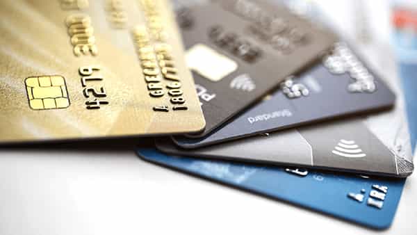 Credit Cards: భారత్లో క్రెడిట్ కార్డుల జోరు.. ఆ మూడు బ్యాంకుల కార్డులే అధికం
