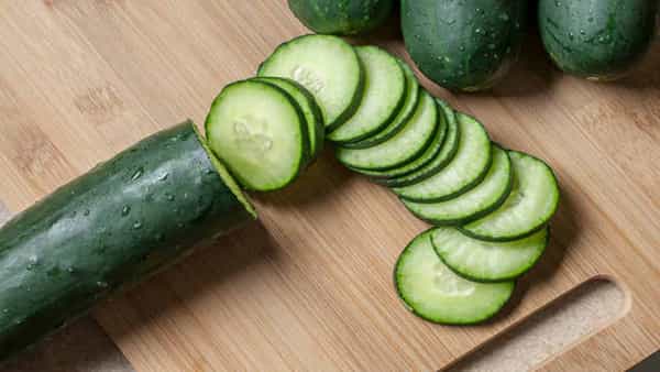 Cucumber: కీర దోస వేళాపాళా లేకుండా తినేస్తున్నారా? జాగ్రత్త.. మీ ఆరోగ్యం డేంజర్లో పడ్డట్లే..