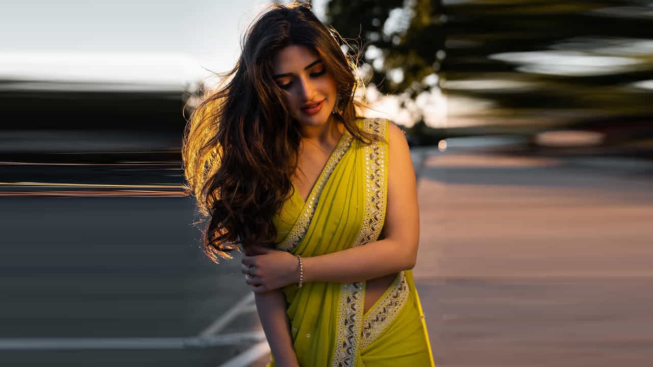 ప్రస్తుతం నితిన్ సరసన రాబిన్హుడ్, రవితేజకి జోడిగా మాస్ జాతర, పవన్ కళ్యాణ్ పక్కన ఉస్తాద్ భగత్ సింగ్ చిత్రాల్లో నటిస్తుంది. అలాగే తమిళంలో శివ కార్తికేయన్ హీరోగా వస్తున్న పరాశక్తిలో కథానాయికగా నటిస్తుంది. వీటితో పాటు హిందీలో ఓ సినిమాకి సైన్ చేసింది.