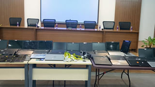 పెళ్లి ఊరేగింపులో ప్రమాదం.. అదుపుతప్పి మహిళల పైకి దూసుకెళ్లిన కారు..ఏం జరిగిందంటే..