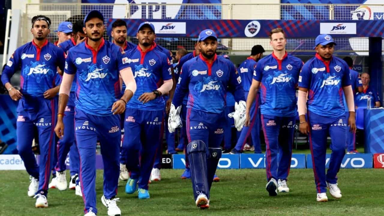 2017 సీజన్‌లోనే, ముంబై తర్వాత, మొహాలీ మైదానంలో కింగ్స్ ఎలెవన్ పంజాబ్ (ఇప్పుడు పంజాబ్ కింగ్స్)తో జరిగిన మ్యాచ్‌లో ఢిల్లీ డేర్‌డెవిల్స్ 17.1 ఓవర్లలో 67 పరుగులకే కుప్పకూలింది.