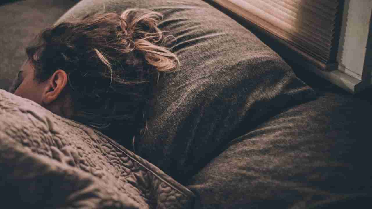 రాత్రి నిద్ర పట్టక ఇబ్బంది పడుతున్నారా..?  అయితే ఇది మీకోసమే..!