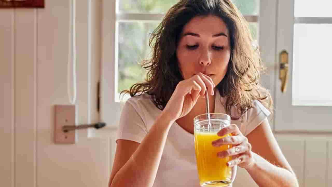 జ్యూస్లో ఐస్ వేసుకుని తాగుతున్నారా..? ఆరోగ్యానికి ఎంత ప్రమాదమో తెలుసా..?