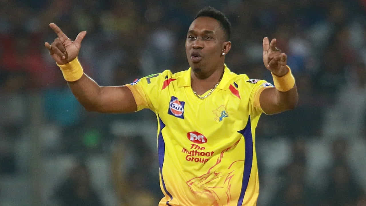 డ్వేన్ బ్రావో: వెస్టిండీస్ మాజీ ఆల్ రౌండర్ డ్వేన్ బ్రావో కూడా ఐపీఎల్ నుంచి రిటైర్ అయ్యాడు. అయితే, అత్యధిక వికెట్లు తీసిన బౌలర్ల జాబితాలో డ్వేన్ ఇప్పటికీ మూడో స్థానంలో ఉన్నాడు. డ్వేన్ 161 మ్యాచ్‌ల్లో 183 వికెట్లు పడగొట్టాడు.