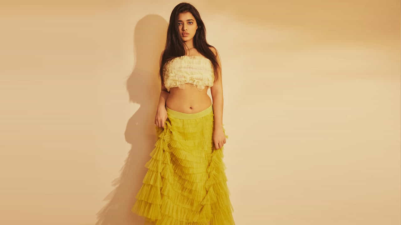 పవన్ కళ్యాణ్, సాయి ధరమ్ తేజ్ ప్రధాన పాత్రల్లో వచ్చిన బ్రో సినిమాలో కథానాయకిగా కనిపించింది. దీనికి పాజిటివ్ టాక్ వచ్చింది. ప్రస్తుతం శ్రీవిష్ణుకి జోడిగా #సింగల్ సినిమాలో నటిస్తుంది. అలాగే నితిన్ రాబిన్హుడ్లో స్పెషల్ సాంగ్లో అలరించనుంది.