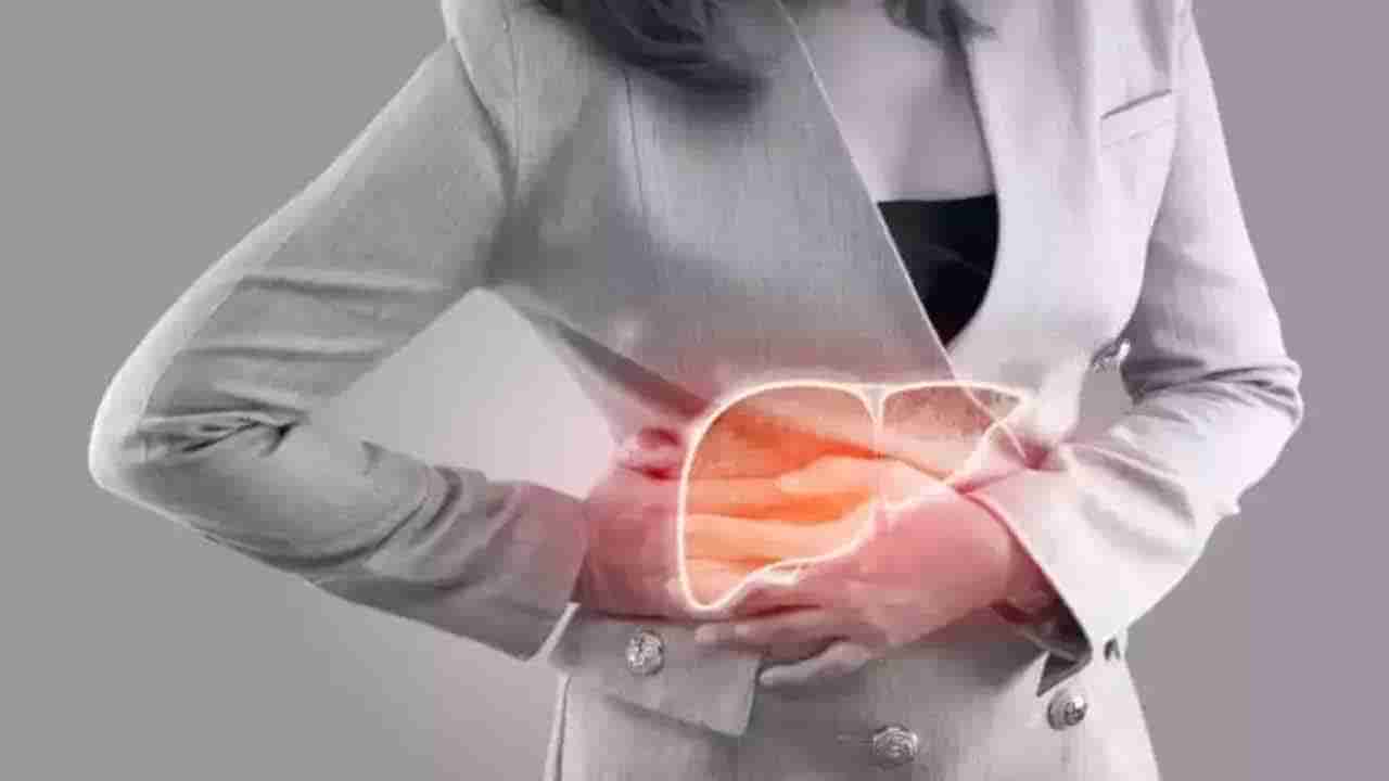 ఉదయాన్నే ఖాళీ కడుపుతో టీ తాగుతున్నారా..? అయితే ఇవి తప్పక తెలుసుకోండి!