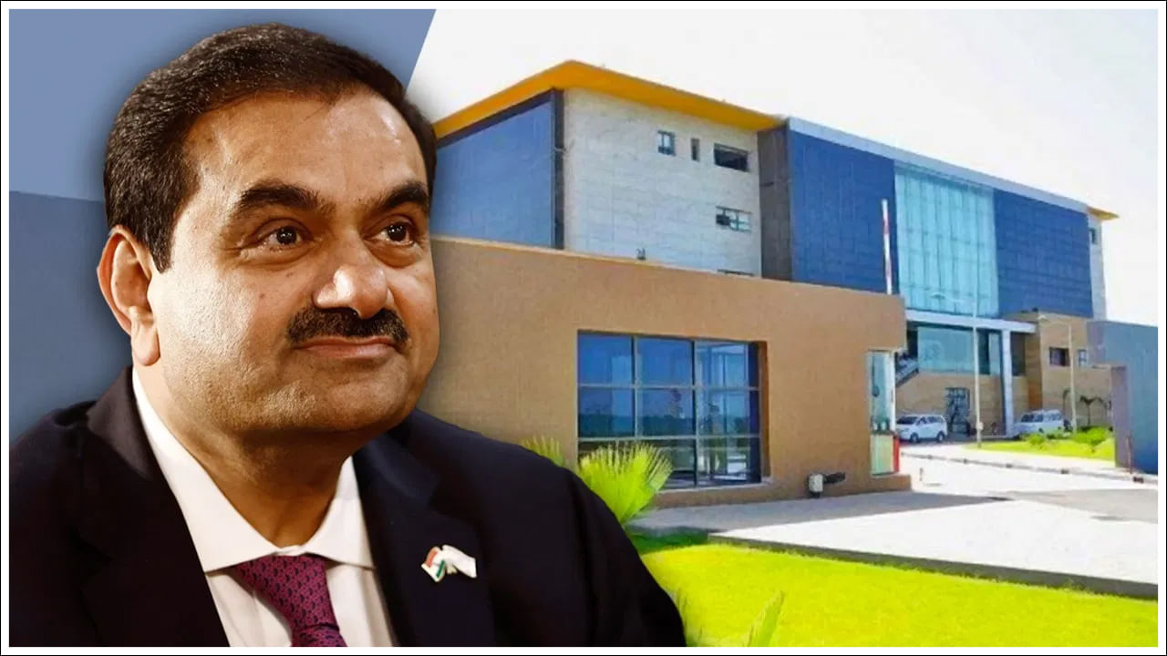 గౌతమ్ అదానీ 1962 జూన్ 24న గుజరాత్‌లో జన్మించారు. ఆయన అదానీ గ్రూప్ చైర్మన్. అదానీ గ్రూప్ అనేది బొగ్గు వ్యాపారం, బొగ్గు తవ్వకం, చమురు, గ్యాస్ అన్వేషణ, ఓడరేవులు, మల్టీ-మోడల్ లాజిస్టిక్స్, విద్యుత్ ఉత్పత్తి, ప్రసార నెట్‌వర్క్‌, గ్యాస్ పంపిణీ వంటి ప్రపంచవ్యాప్తంగా సమగ్ర మౌలిక సదుపాయాల హోల్డింగ్ వ్యాపారం.