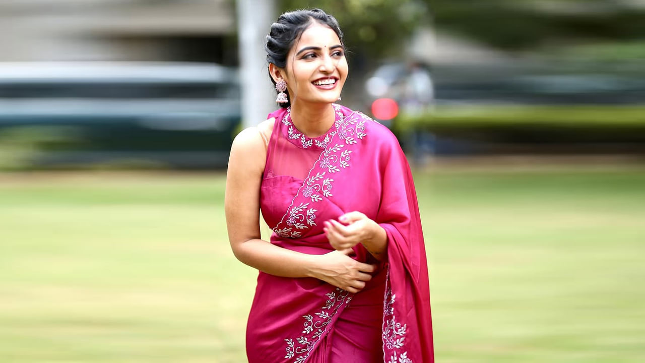 2021లో పవన్ కళ్యాణ్ వకీల్ సాబ్ సినిమాలో దివ్య అనే ముఖ్య పాత్రలో ప్రేక్షకులను ఆకట్టుకుంది. ఈ చిత్రం బ్లాక్ బస్టర్ అయింది. తరువాత యంగ్ హీరో నితిన్, నభా నటేష్ జంటగా తెరకెక్కిన మాస్ట్రో అనే సినిమా పవిత్రగా నటించింది ఈ వయ్యారి.