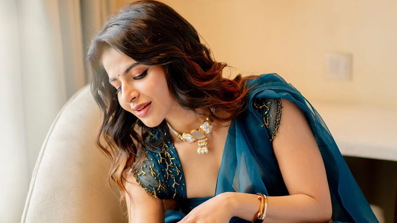  8 మే 1995న తమిళనాడులోని ఈరోడ్ లో జన్మించింది అందాల తార ఐశ్వర్య మీనన్. ఈమె కుటుంబం కేరళలోని చేందమంగళని చెందినది. తమిళనాడులోని ఈరోడ్‌లో వెల్లలార్ మెట్రిక్యులేషన్ స్కూల్‌లో పాఠశాల విద్యను అభ్యసించింది ఈ ముద్దుగుమ్మ.