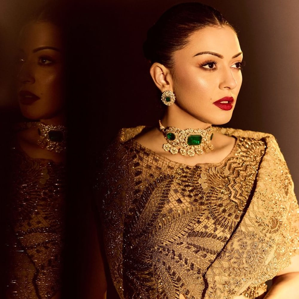 డిసెంబర్ 2023 లో, హన్సిక తన ప్రియుడు సోహైల్ ఖతురియాను వివాహం చేసుకుంది. ప్రస్తుతం హన్సిక గాంధారి చిత్రంలో నటిస్తోంది. పెళ్లి తర్వాత ఈ చిన్నది సెలక్టివ్ గా సినిమాలు చేస్తూ అభిమానులను ఆకట్టుకుంటుంది. అలాగే టీవీ షోలోనూ జడ్జ్ గా చేస్తుంది .