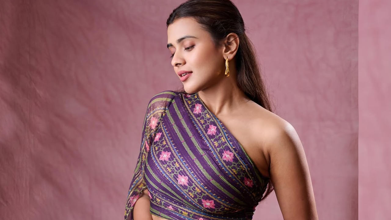 తర్వ త నటించిన ఓదేల రైల్వేస్టేషన్ సినిమాతో మరోసారి తెలుగు అభిమానుల మనసు గెలుచుకుంది ఈ ముద్దుగుమ్మ. ఈ మూవీలో ఈ అమ్మడు నటనకు అందరూ ఫిదా అయిపోయారు. ప్రస్తుతం ఈ మూవీ సీక్వెల్‌లో  హె బ్బా బిజీగా ఉన్నట్లు  సమాచారం.