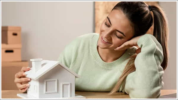 Home Buying: భార్య పేరు మీద ఆస్తి కొనడం లాభదాయకం.. ఎందుకో తెలుసా?