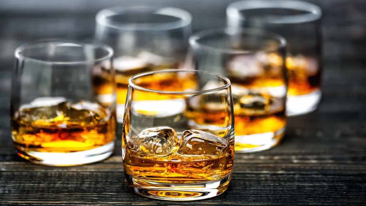 Indian Whisky: ప్రపంచ మార్కెట్లో ఇండియన్‌ విస్కీ సంచలనం.. సేల్స్‌లో చైనాకే మత్తెక్కించిందిగా