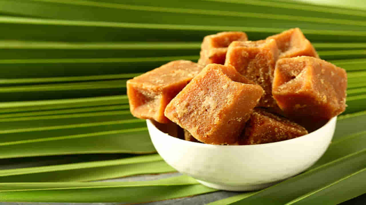 Jaggery: వేసవిలో బెల్లం తింటున్నారా..? నిపుణులు ఏం చెబుతున్నారంటే..