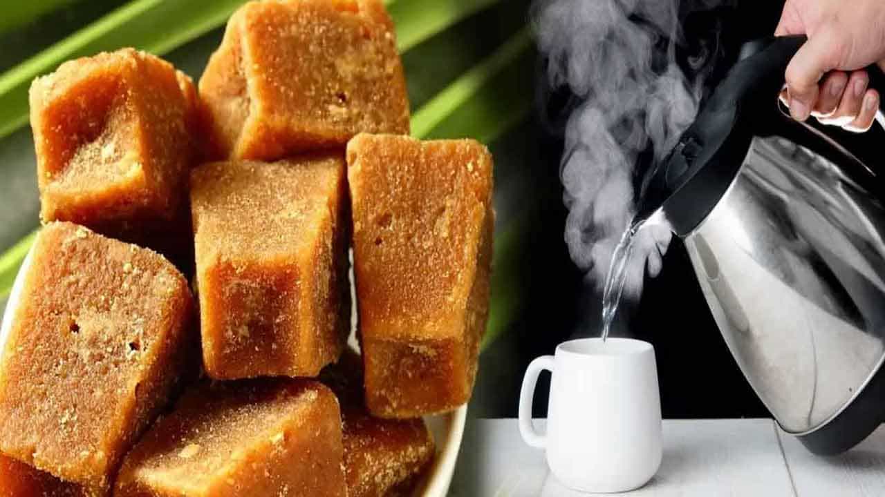 రక్తపోటులో బీపీ లేదా హై బీపీ తో బాధపడేవారు రోజూ ఉదయాన్నే బెల్లం నీరు తాగడం మంచిది. ఇది రక్తనాళాల్లోని చెడు కొలెస్ట్రాల్ను కరిగించి రక్తపోటును నియంత్రణంలో ఉంచుతుంది. బెల్లంలో ఉండే యాంటీ ఆక్సిడెంట్లు చర్మాన్ని కాంతివంతంగా మారుస్తాయి.పింపుల్స్, మురికిని తొలగించడంలో సహాయపడుతుంది. బెల్లంలోని ఐరన్ కంటెంట్ రుతు తిమ్మిరి, ఉబ్బరం, మూడ్ స్వింగ్లను తగ్గిస్తుంది.