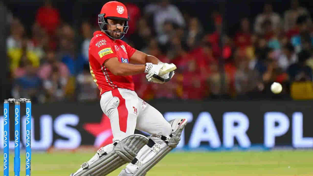 Video: 2 ఏళ్లలో ఒక్క మ్యాచ్ ఆడలే.. కట్‌చేస్తే.. 1884 పరుగులతో బీభత్సం..