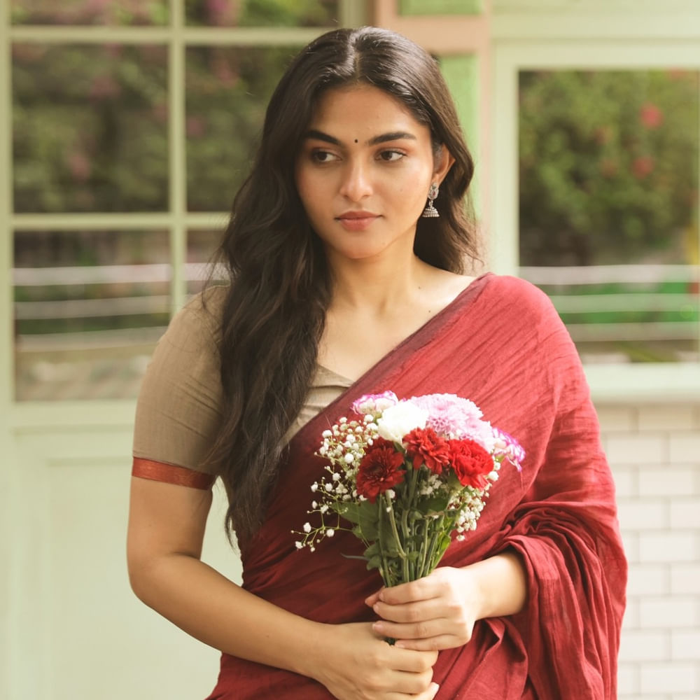 మూడేళ్ళ కింద శ్రీవిష్ణు అల్లూరి సినిమాతో టాలీవుడ్‌కు పరిచయమయ్యారు కయాడు. అప్పుడు రాని క్రేజ్.. ఇప్పుడు డ్రాగన్ సినిమాతో వచ్చింది. చూస్తుంటే టాలీవుడ్ నెక్ట్స్ బిగ్ థింగ్ అయ్యేలాగే ఉన్నారు ఈ డ్రాగన్ సుందరి. 