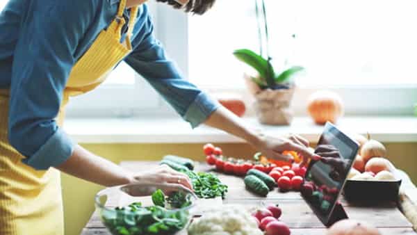 Kitchen Hacks: ప్రతి ఒక్కరికీ ఎంతో ఉపయోగపడే సులభమైన వంటింటి చిట్కాలు..!